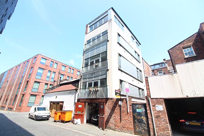 2 Bedroom Flat For Sale In Apartment, Henry Street, Liverpool, Merseyside, L1