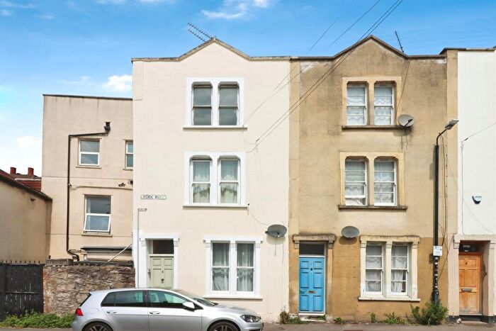 1 Bedroom Apartment For Sale In York Road, Montpelier, Bristol, BS6