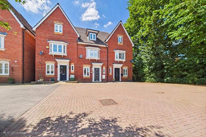 3 Bedroom Terraced House For Sale In Pryor Close, Tilehurst, Reading, Berkshire, RG31