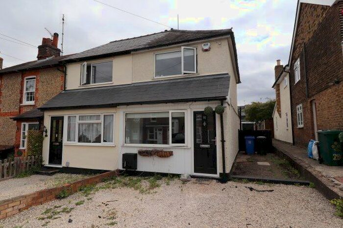 2 Bedroom Property To Rent In Junction Road, Brentwood, CM14