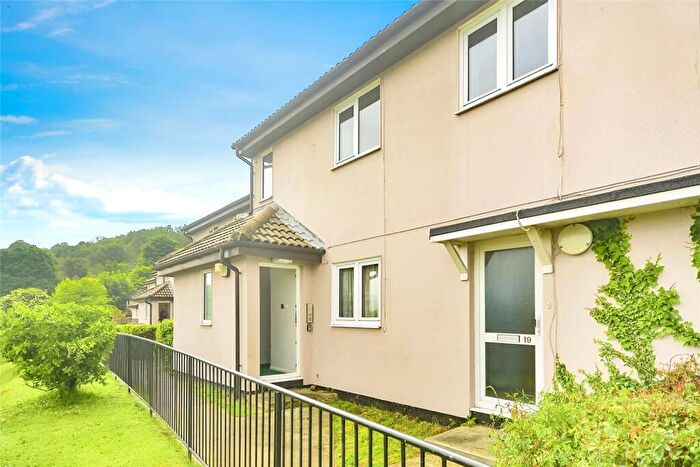 2 Bedroom Flat To Rent In Westbury Road, Dover, Kent, CT17