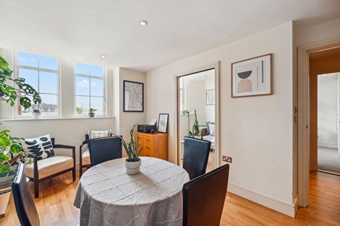 2 Bedroom Flat To Rent In Marsham Street, London, SW1P