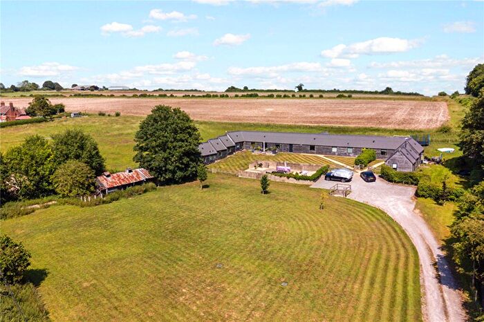 4 Bedroom Bungalow For Sale In Itchen Down, Itchen Abbas, Winchester, Hampshire, SO21