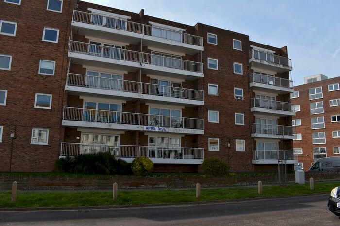 2 Bedroom Flat To Rent In Alfred Road, Birchington, CT7