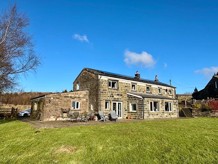 4 Bedroom Detached House For Sale In Ridge Gate Farm, Blue Bell Lane, Todmorden, OL14