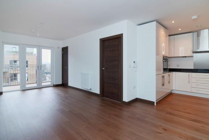 1 Bedroom Flat To Rent In Amphion Place, Rosalind Drive, Maidstone ME14