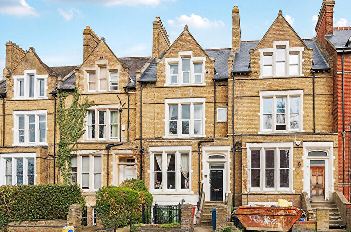 8 Bedroom Terraced House For Sale In Iffley Road, East Oxford, OX4