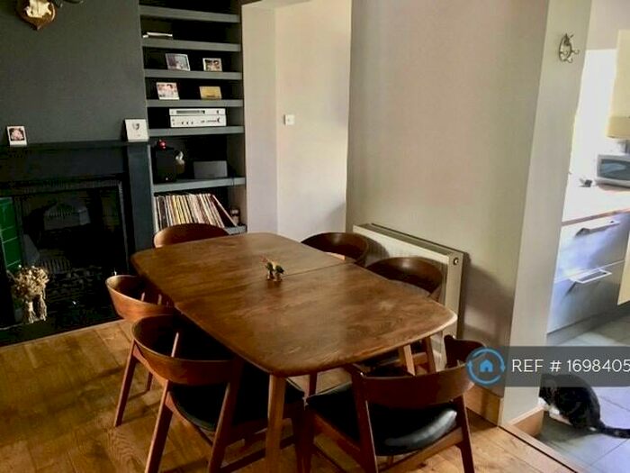 3 Bedroom Terraced House To Rent In Bridge Road, London, N22