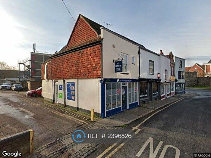 Studio To Rent In Dover Street, Canterbury, CT1