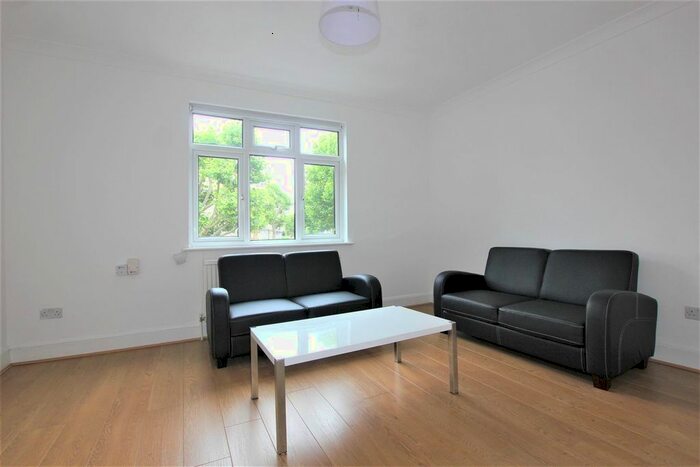 1 Bedroom Flat To Rent In Parkway, Camden, NW1