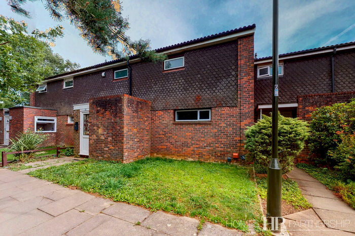 3 Bedroom Terraced House To Rent In Jewel Walk, Bewbush, RH11