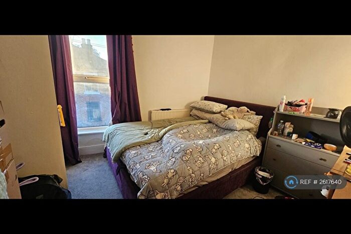 1 Bedroom Flat To Rent In Northenden Road, Sale, M33