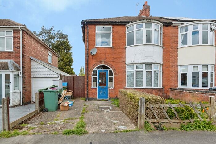 3 Bedroom Semi Detached House For Sale In Park Drive, Leicester Forest East, Leicester, Leicestershire, LE3