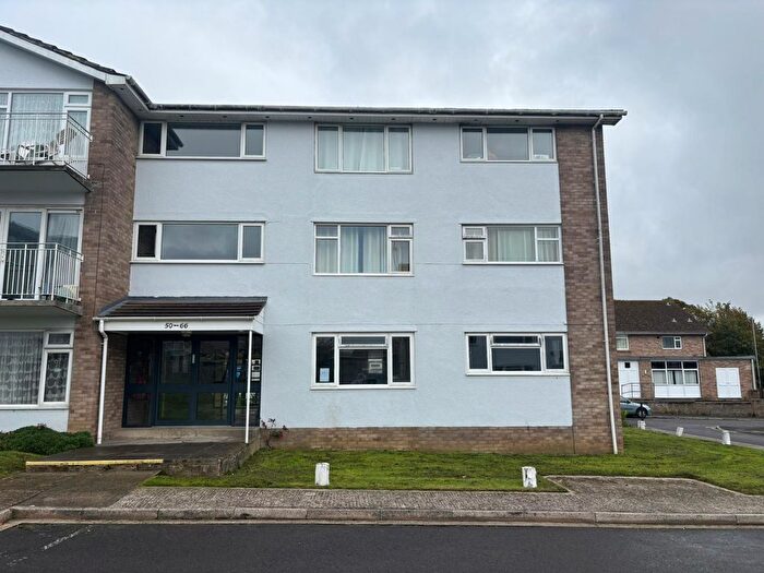 2 Bedroom Flat For Sale In Legion Road, Yeovil, BA21