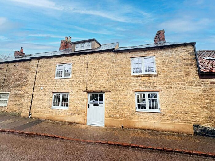 3 Bedroom Cottage To Rent In Church Way, Grendon, NN7