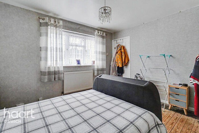 3 Bedroom End Of Terrace House For Sale In Coltsfoot Road, Ipswich, IP2