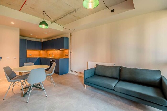 2 Bedroom Flat To Rent In Atlantic Crescent, Wembley, HA9