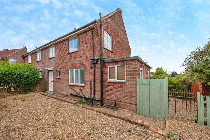 3 Bedroom Semi-Detached House For Sale In Northfield Road, Mundesley, Norwich, NR11