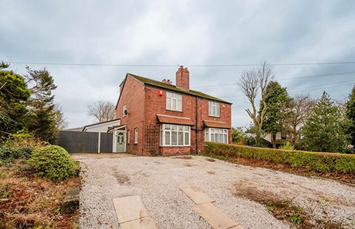 4 Bedroom House For Sale In Wigan Road, Westhead, L40
