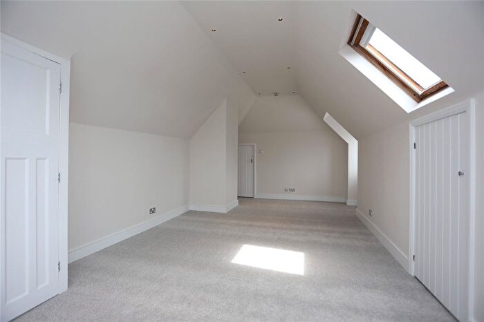 1 Bedroom Flat To Rent In Portland Avenue, Hove, East Sussex, BN3