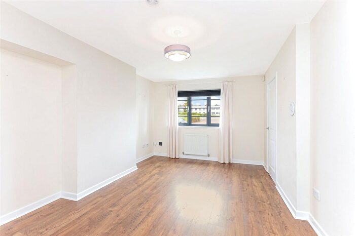 2 Bedroom Terraced House For Sale In Accord Avenue, Paisley, Renfrewshire, PA2