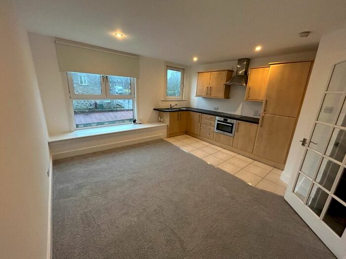 2 Bedroom Flat To Rent In South Crown Street, Ferryhill, Aberdeen, AB11