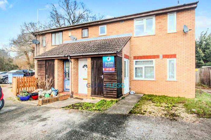 1 Bedroom Maisonette Flat To Rent In ***let Agreed***bader Gardens, Cippenham***let Agreed***, SL1