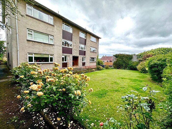 2 Bedroom Flat To Rent In Windsor Court, Dundee, DD2