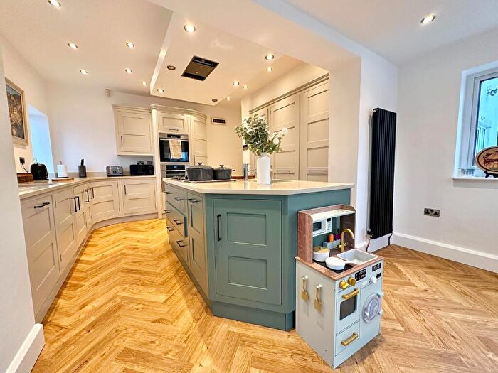 4 Bedroom Detached House For Sale In Sandy Hall Lane, Barrowford, BB9
