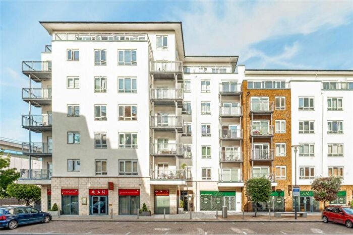 1 Bedroom Flat To Rent In Heritage Avenue, London, NW9