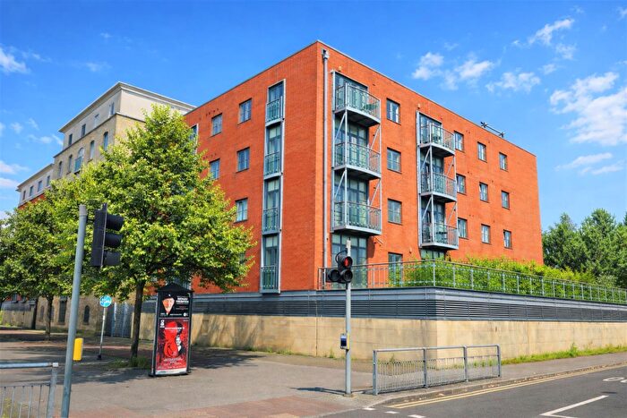 2 Bedroom Apartment For Sale In Magretian Place, Cardiff Bay, CF10