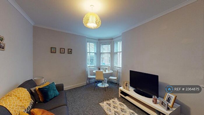 2 Bedroom Flat To Rent In St. Marys Wynd, Stirling, FK8