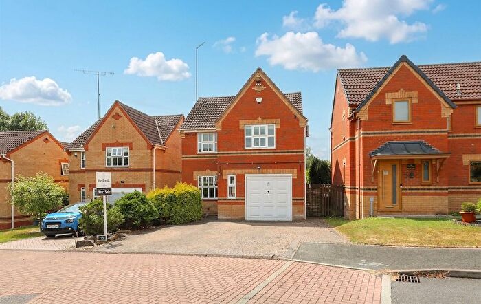 4 Bedroom Detached House For Sale In Bright Meadow, Halfway, S20