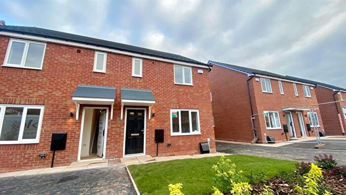 3 Bedroom Semi-Detached House To Rent In Ordley Way, Whitmore Place, Holbrooks, Coventry, CV6