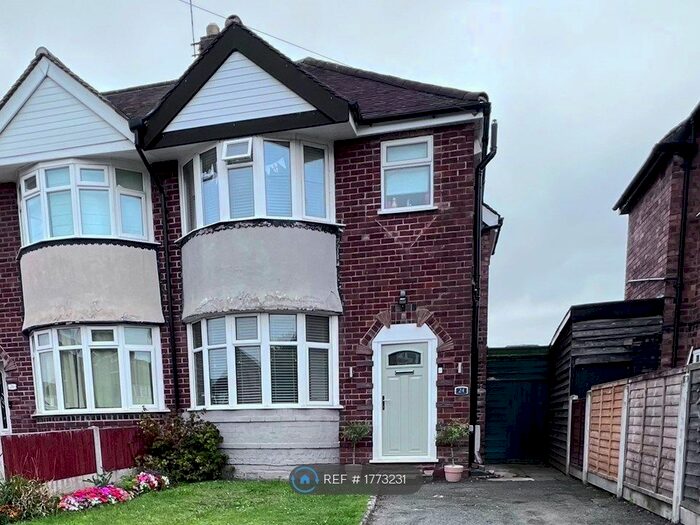 3 Bedroom Semi-Detached House To Rent In Sundorne Crescent, Shrewsbury, SY1