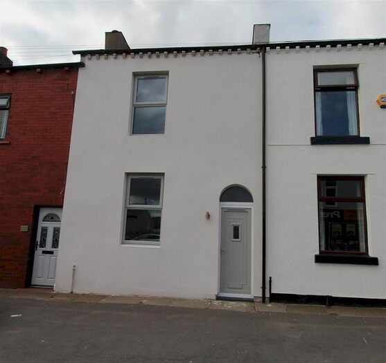 2 Bedroom Terraced House To Rent In New Street, Blackrod, Bolton, BL6