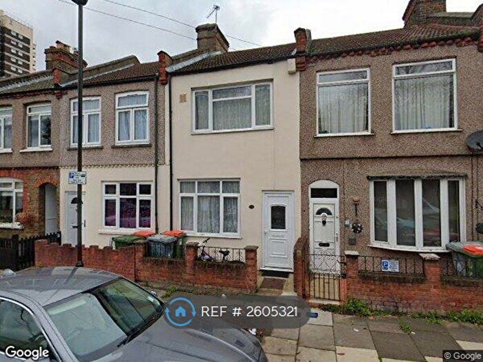 3 Bedroom Terraced House To Rent In London, London, E16
