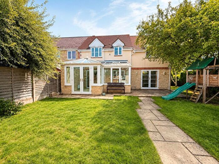 5 Bedroom House To Rent In Stockham Close, Cricklade, Swindon, Wiltshire, SN6