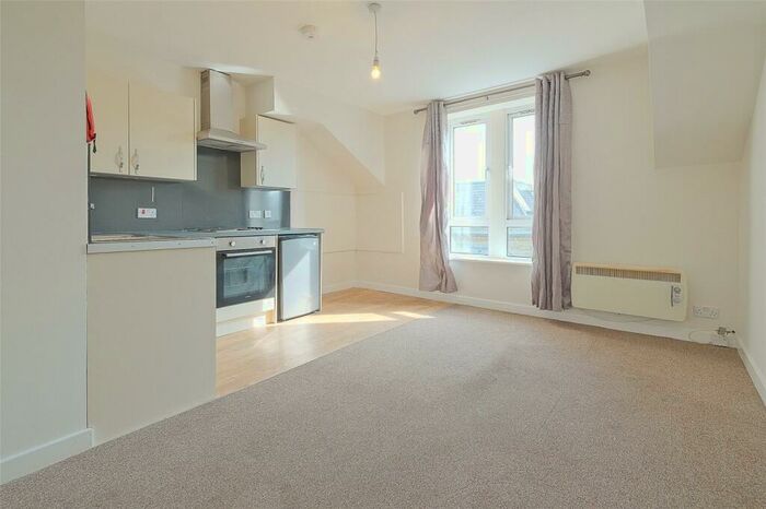 1 Bedroom Apartment To Rent In Deardengate, Haslingden, Rossendale, BB4