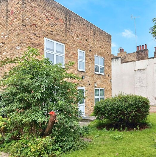 1 Bedroom Flat To Rent In Leathwell, London, SE8