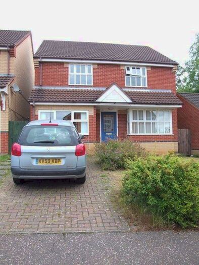 4 Bedroom Detached House To Rent In Edrich Way, Norwich, NR5