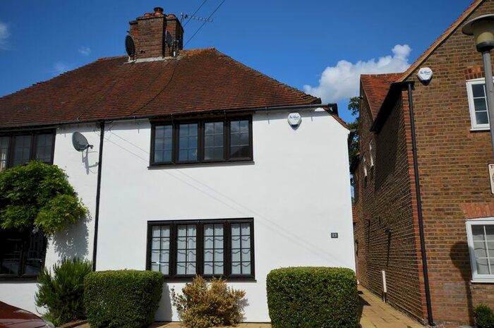3 Bedroom Semi-Detached House To Rent In Horseshoe Crescent Beaconsfield, HP9