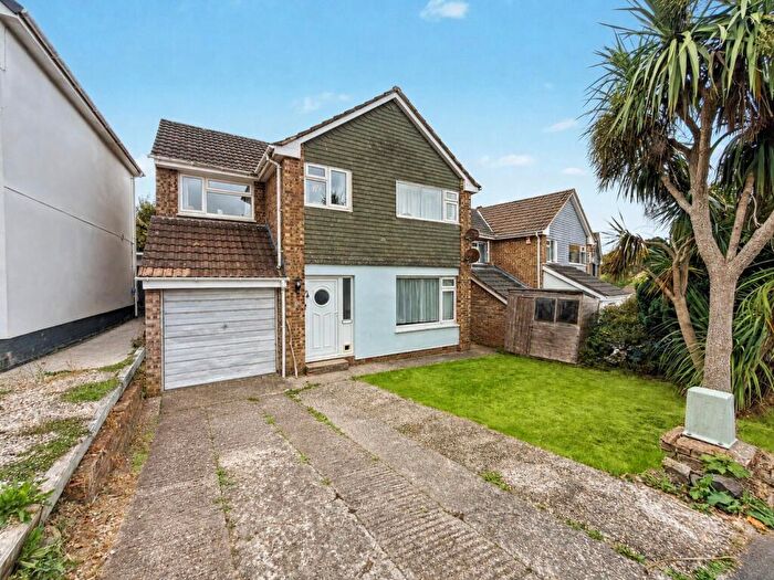 4 Bedroom Detached House For Sale In Silvan Drive, Braunton, EX33