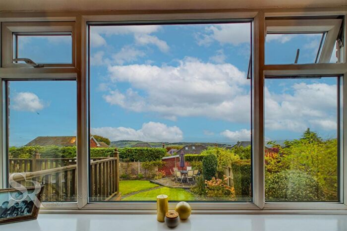 4 Bedroom Detached House For Sale In Graham Drive, Disley, SK12