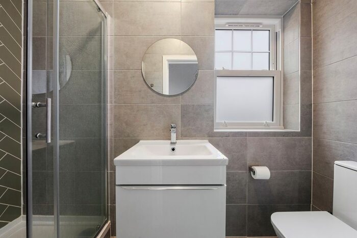 1 Bedroom Flat To Rent In Brooke Road, London, N16