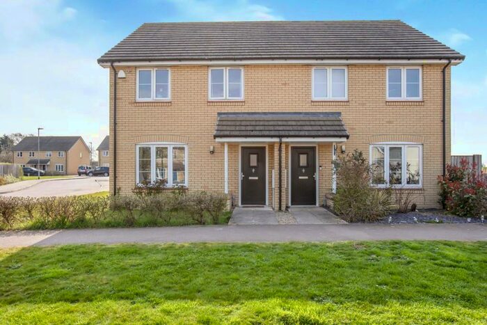 3 Bedroom Semi-Detached House For Sale In Hurdleditch Road, Orwell, SG8