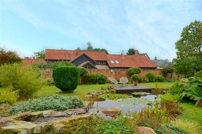 5 Bedroom Barn Conversion For Sale In Rickinghall, Diss, IP22