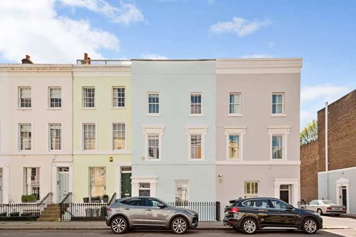 4 Bedroom Terraced House For Sale In Queensdale Road, London, W11
