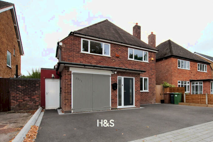 4 Bedroom Detached House To Rent In Stratford Road, Hockley Heath, B94