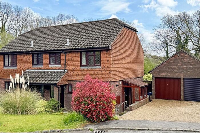 3 Bedroom Semi Detached House For Sale In Chiddingfold, GU8